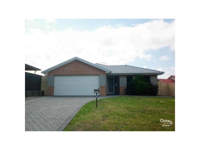 18 Cambrian Place, East Maitland NSW 2323