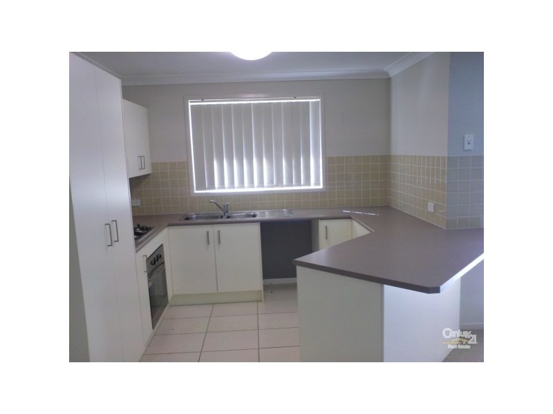 18 Cambrian Place, East Maitland NSW 2323