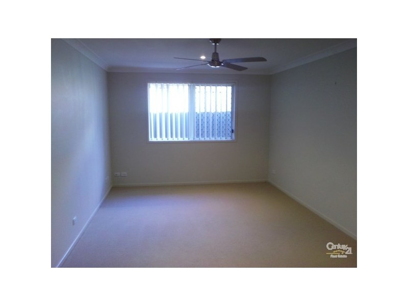 18 Cambrian Place, East Maitland NSW 2323