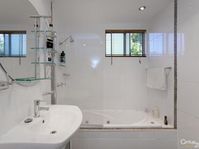 5 Oyster Farm, Lemon Tree Passage NSW 2319