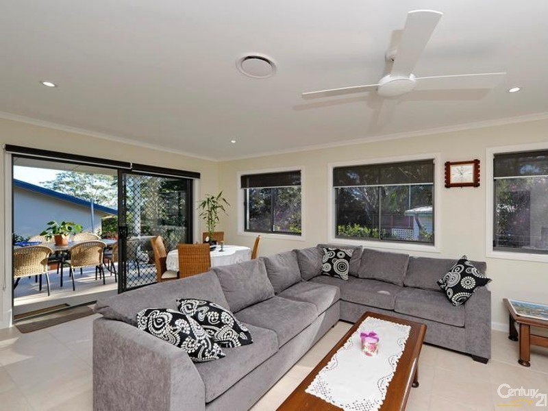 22b Tallean Road, Nelson Bay NSW 2315