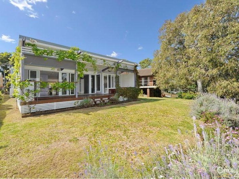 39 Kent Gardens, Soldiers Point NSW 2317