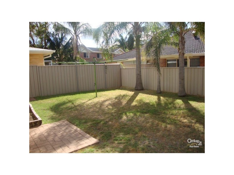 2/3 Whitesands Road, Fingal Bay NSW 2315