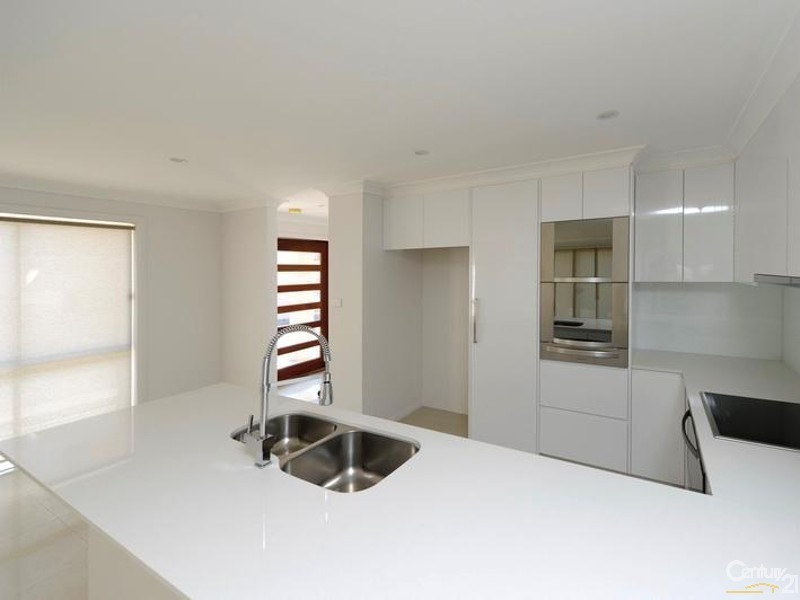 2/54-56 Cromarty Road, Soldiers Point NSW 2317