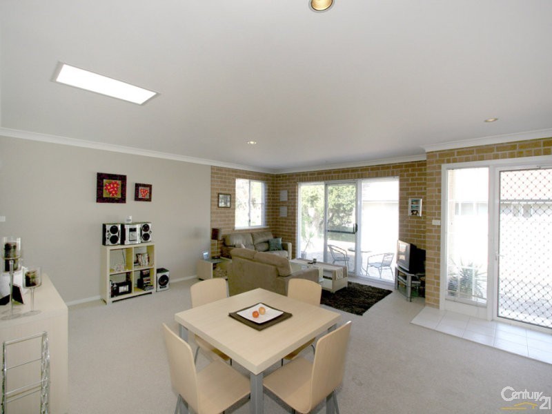 2/222 Sandy Point Road, Salamander Bay NSW 2317