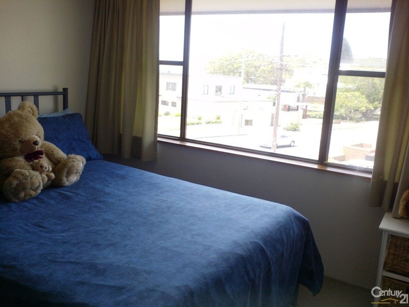 2/51 Magnus Street, Nelson Bay NSW 2315