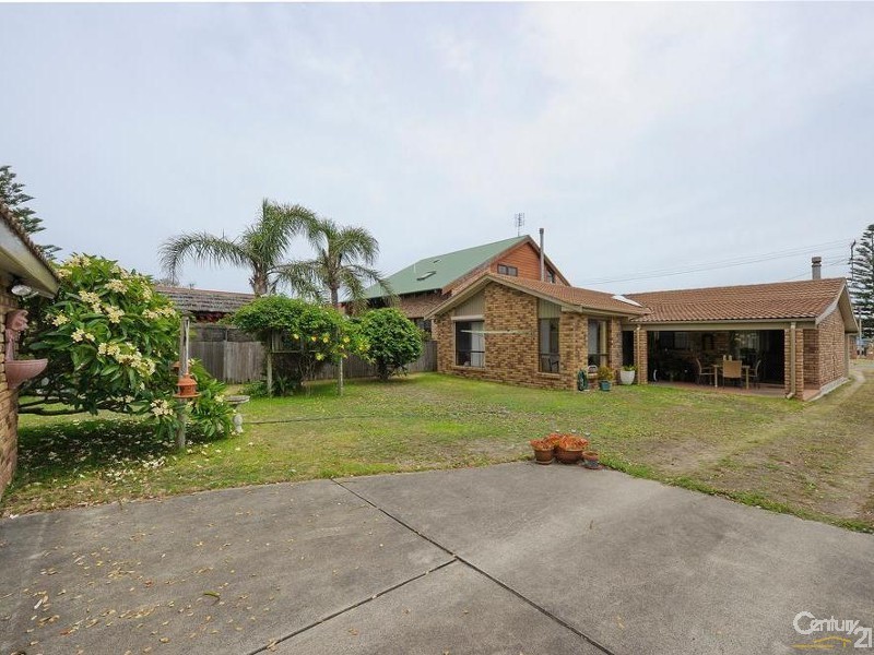 14 Argyle Avenue, Anna Bay NSW 2316