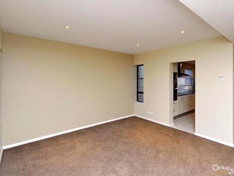 2/25 Tomaree Street, Nelson Bay NSW 2315