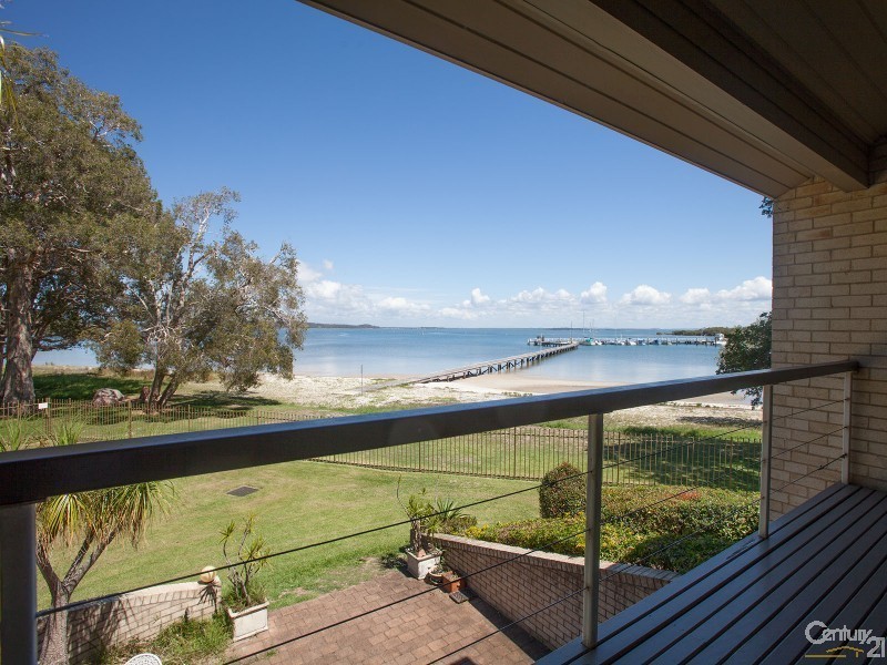 2/4 Cromarty Road, Soldiers Point NSW 2317