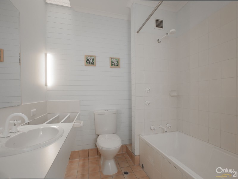 2/4 Cromarty Road, Soldiers Point NSW 2317