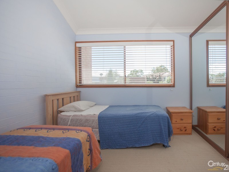 2/4 Cromarty Road, Soldiers Point NSW 2317
