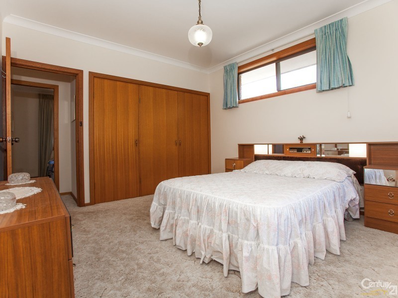 4 Ridgeway Avenue, Soldiers Point NSW 2317