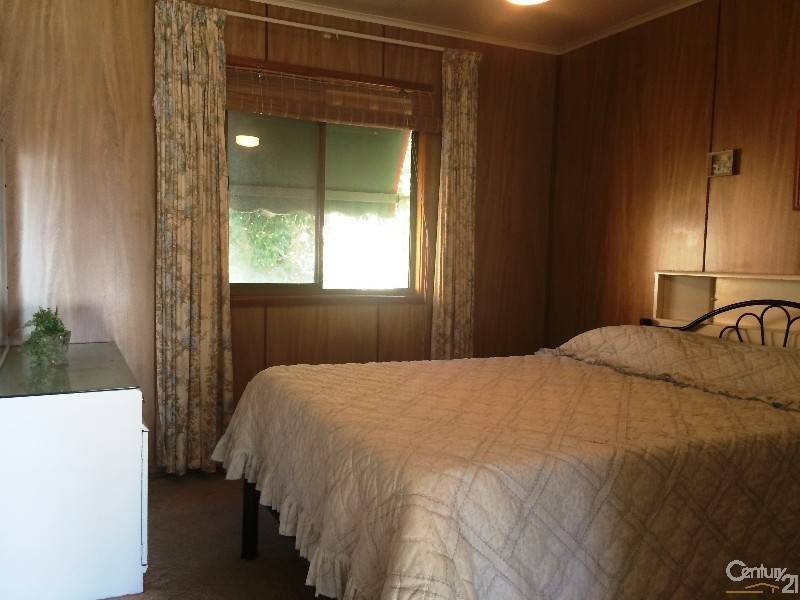 4 Ridgeway Avenue, Soldiers Point NSW 2317