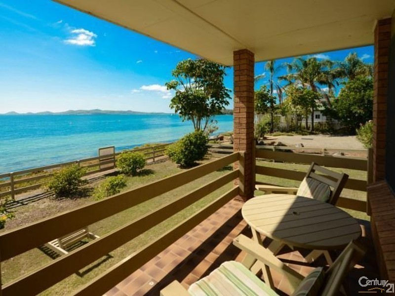 4 Ridgeway Avenue, Soldiers Point NSW 2317