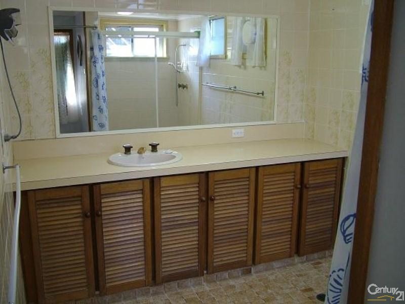 2 Lorna Street, Fishermans Bay NSW 2316