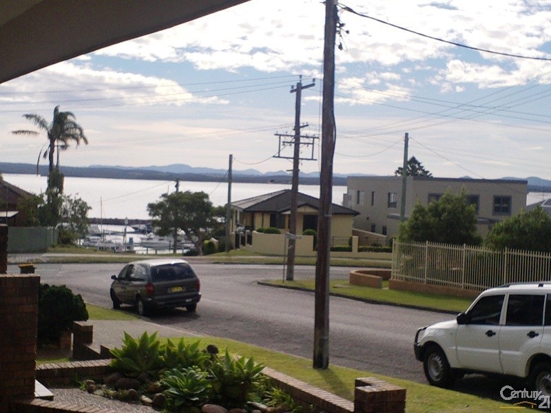 3/2 Donald Street, Nelson Bay NSW 2315