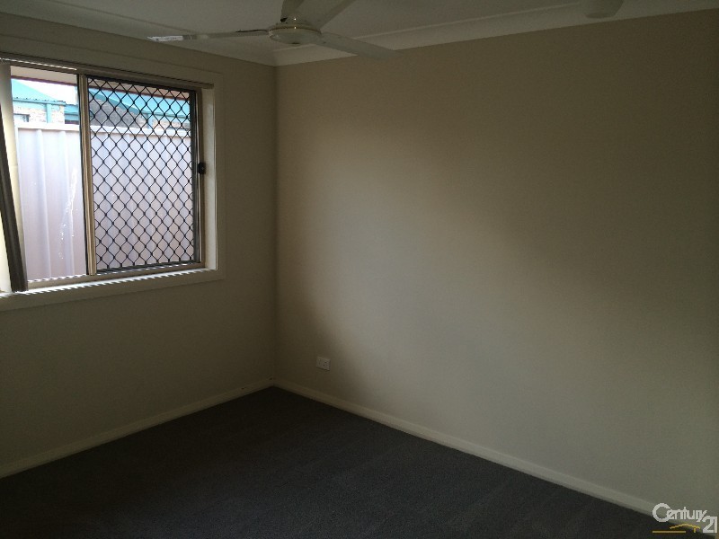 18 Bells Place, Tenambit NSW 2323
