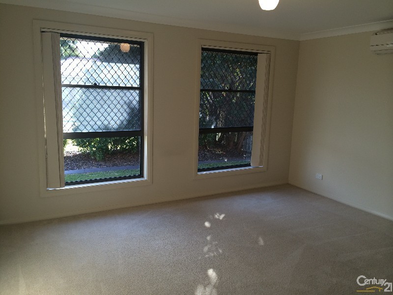 4 Bells Place, Tenambit NSW 2323