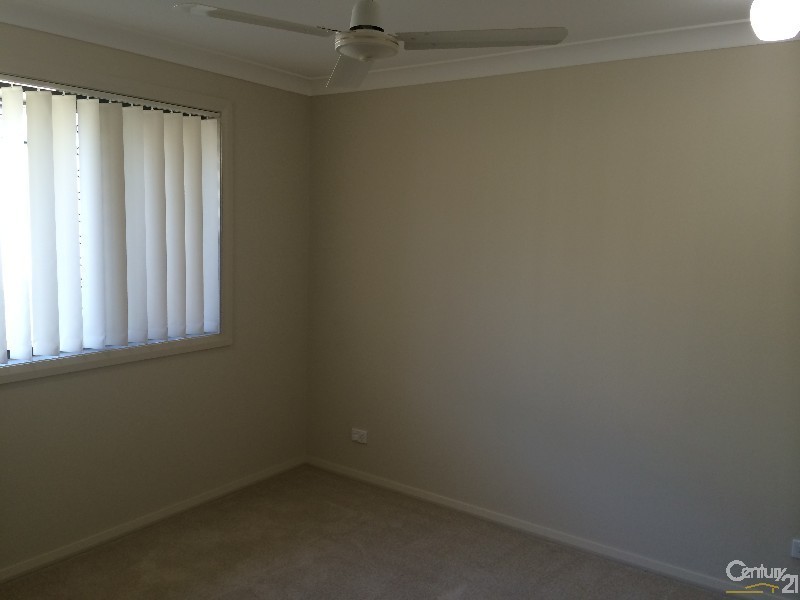 4 Bells Place, Tenambit NSW 2323