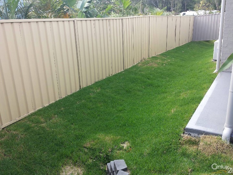 15 Oasis Close, Soldiers Point NSW 2317