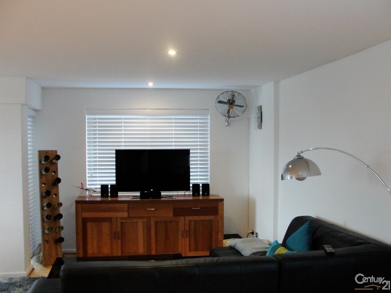 5/3 Yacaaba Street, Nelson Bay NSW 2315