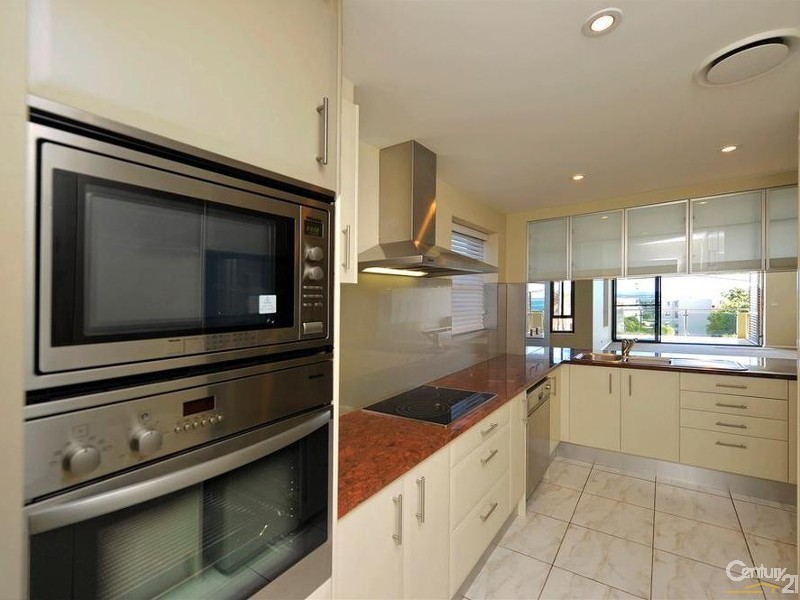 2/25 Tomaree Street, Nelson Bay NSW 2315