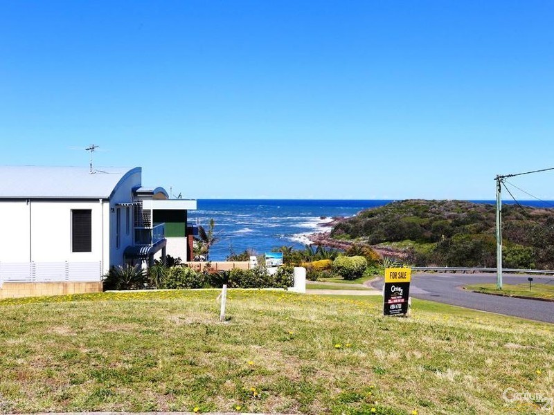 2 The Mainsail, Boat Harbour NSW 2316