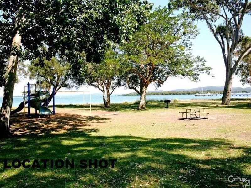 2/28-30 Cromarty Rd, Soldiers Point NSW 2317
