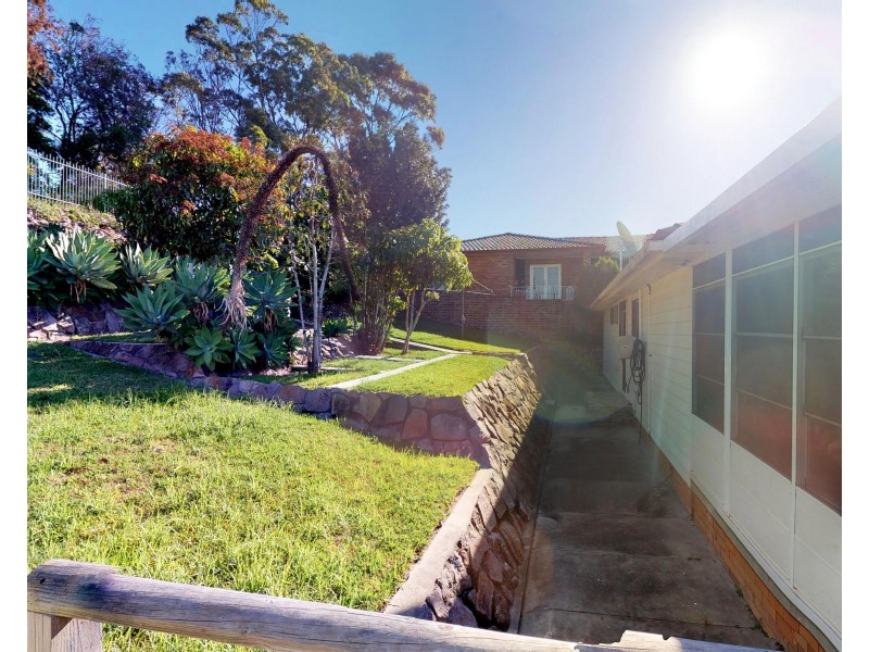 11 Vista Avenue, Soldiers Point NSW 2317