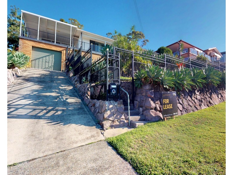 11 Vista Avenue, Soldiers Point NSW 2317