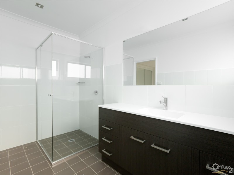 2/42  Campbell Avenue, Anna Bay NSW 2316