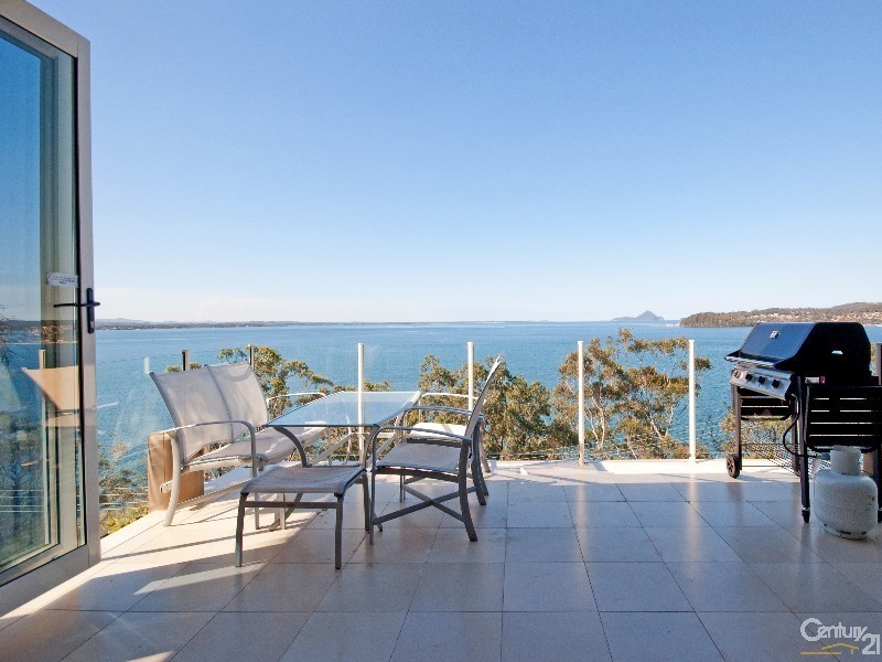1/54 Randall Drive, Salamander Bay NSW 2317