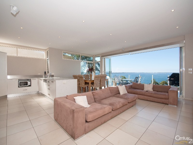 1/54 Randall Drive, Salamander Bay NSW 2317