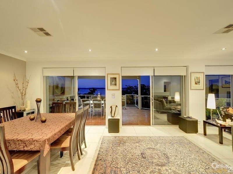 3 Kerrie Close, Nelson Bay NSW 2315