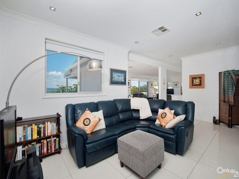 3 Kerrie Close, Nelson Bay NSW 2315