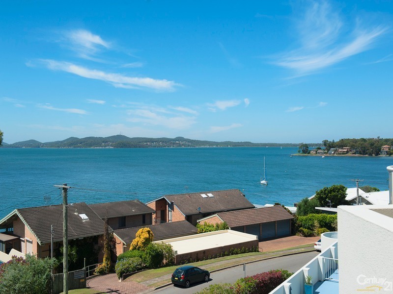 17/5-7 Mitchell Street, Soldiers Point NSW 2317