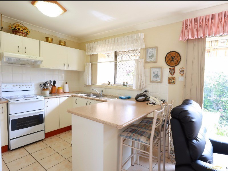 2/40-42 Henry Street, Belmont NSW 2280