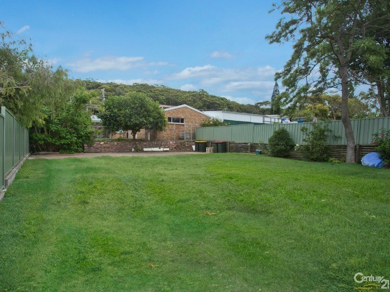 2/24 Marine Drive, Fingal Bay NSW 2315