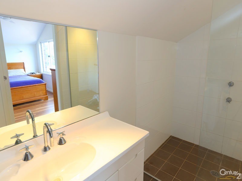 8  Melaleuca Drive, One Mile NSW 2316