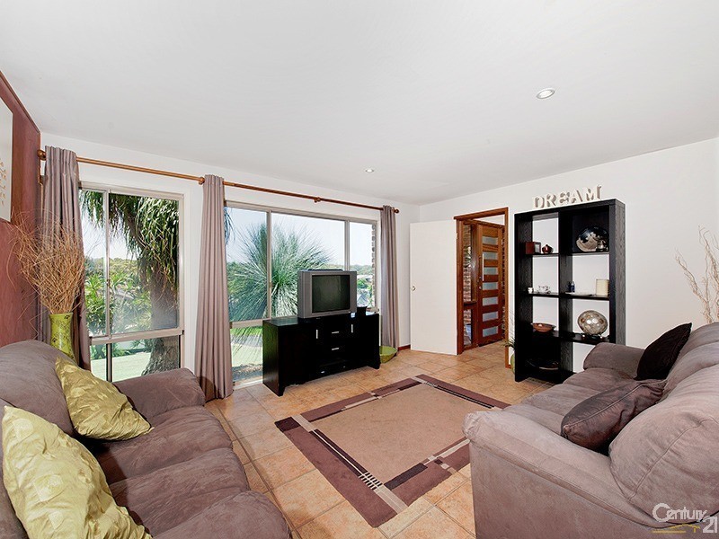 5 Seabreeze Close, Anna Bay NSW 2316