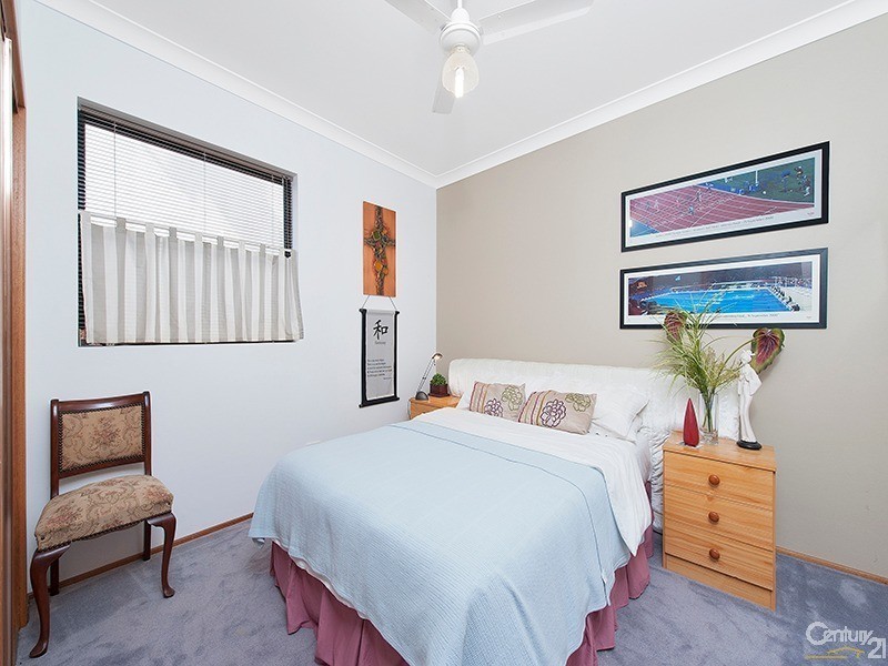 8 Sunset Boulevard, Soldiers Point NSW 2317