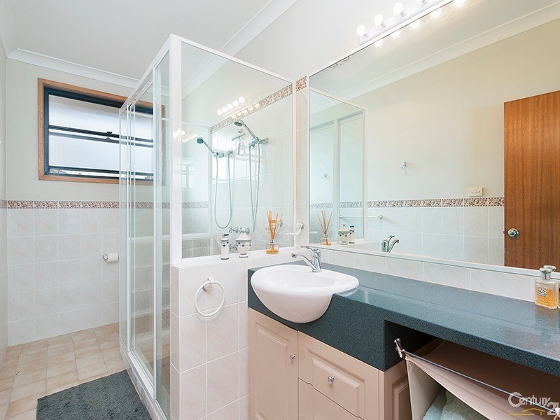 8 Sunset Boulevard, Soldiers Point NSW 2317