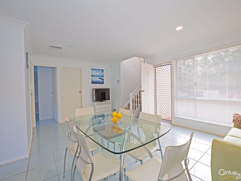 2/75 Rocky Point Road, Fingal Bay NSW 2315