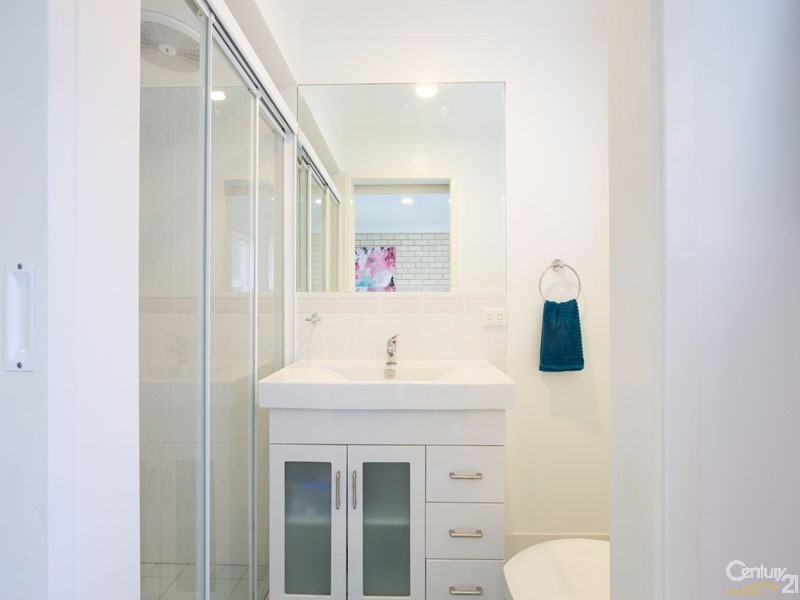 2/75 Rocky Point Road, Fingal Bay NSW 2315