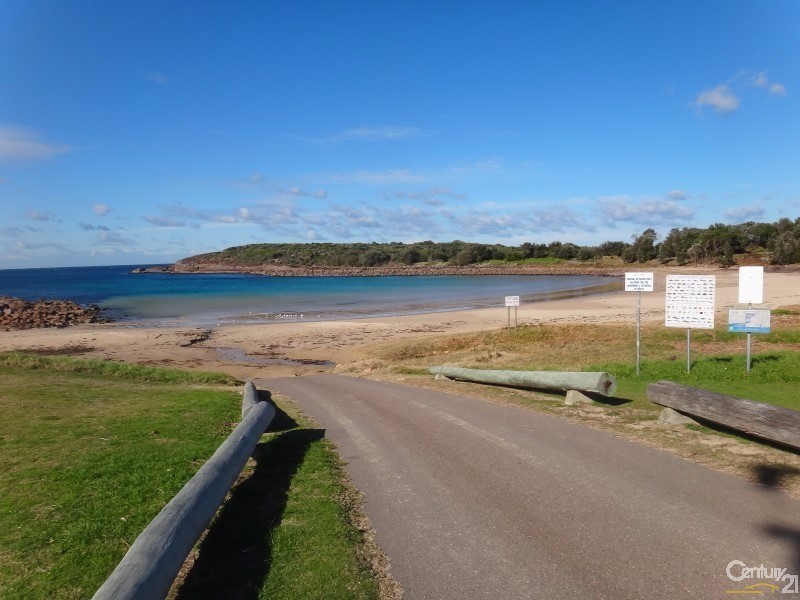 16 Boat Harbour Road, Boat Harbour NSW 2316