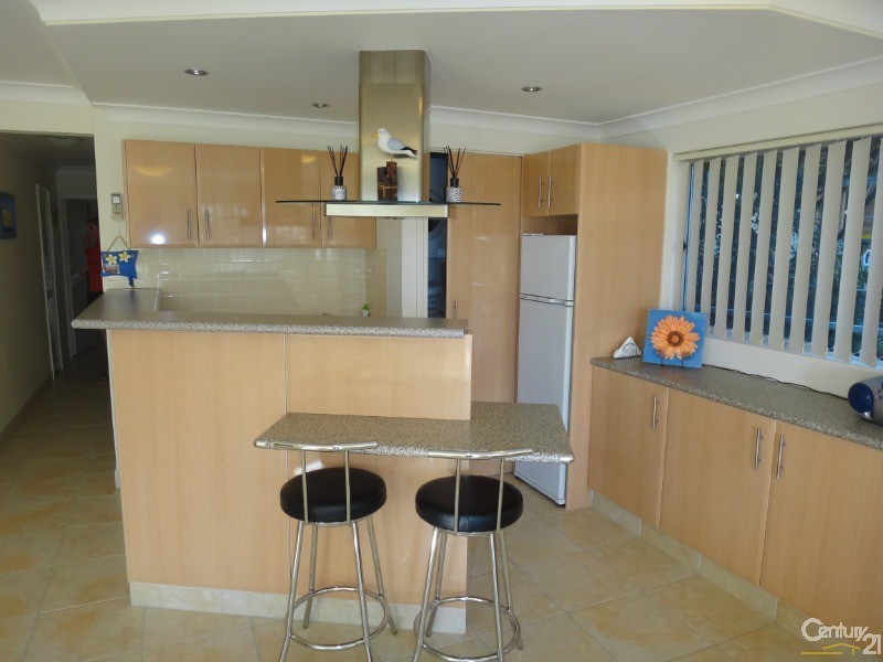 1/65 Ronald Avenue, Shoal Bay NSW 2315