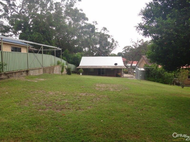 18 Lawson Street, Nelson Bay NSW 2315