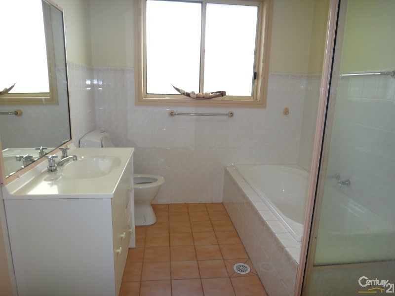 2/57 Government Road, Shoal Bay NSW 2315