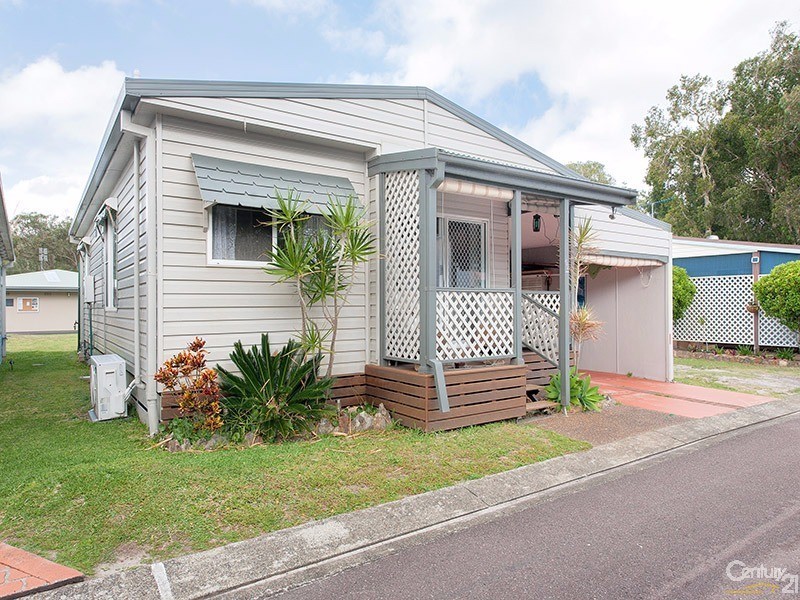 52/554 Gan Gan Road, One Mile NSW 2316