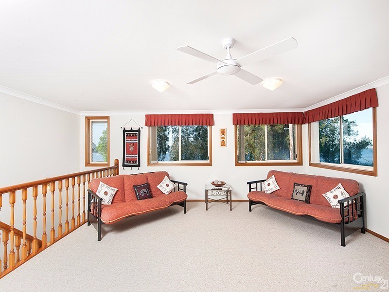26 Peace Parade, Tanilba Bay NSW 2319